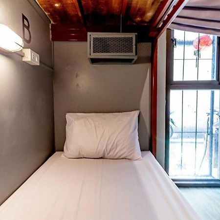 Loftel 22 Hostel Бангкок Экстерьер фото
