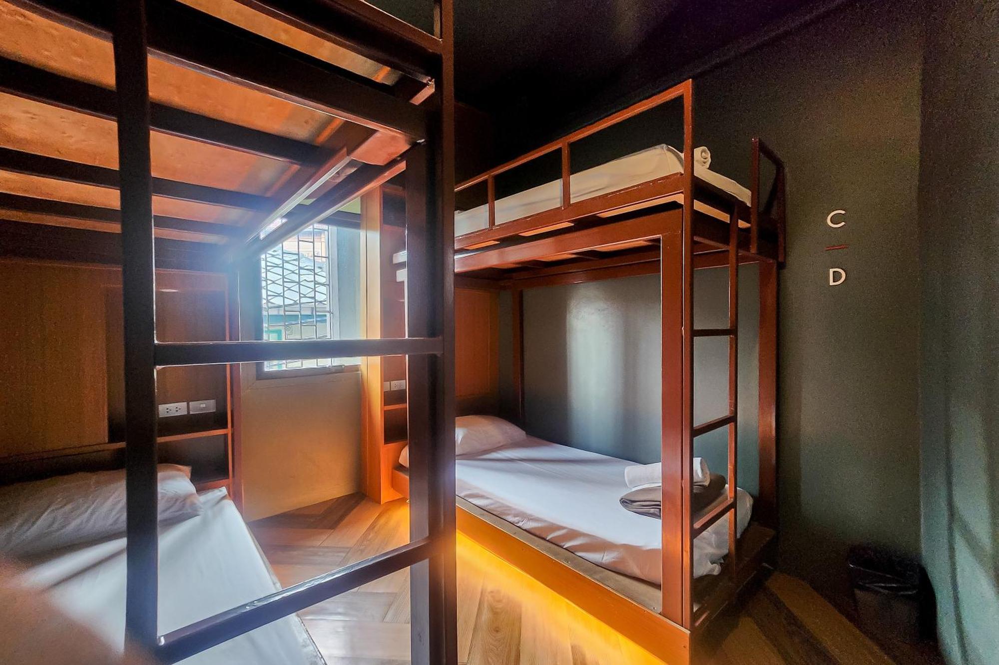 Loftel 22 Hostel Бангкок Экстерьер фото