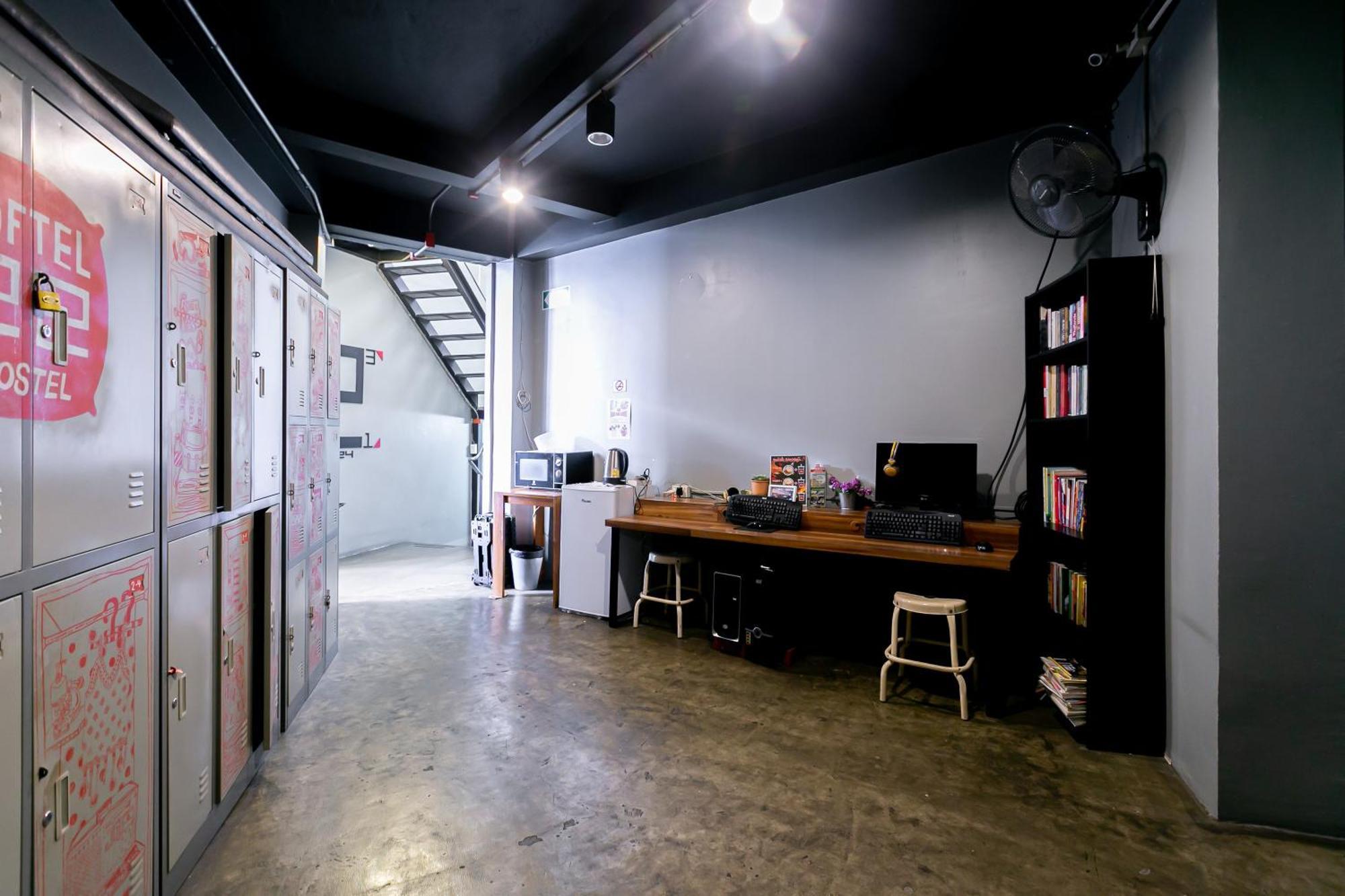 Loftel 22 Hostel Бангкок Экстерьер фото