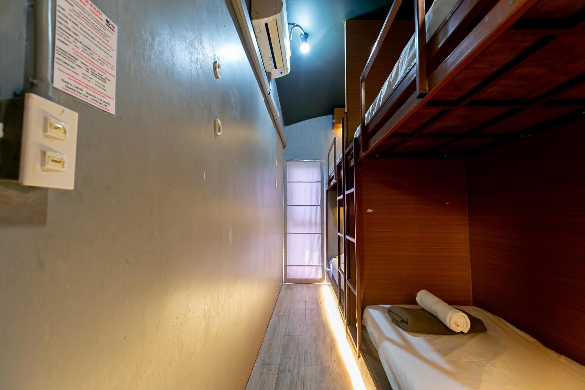 Loftel 22 Hostel Бангкок Экстерьер фото