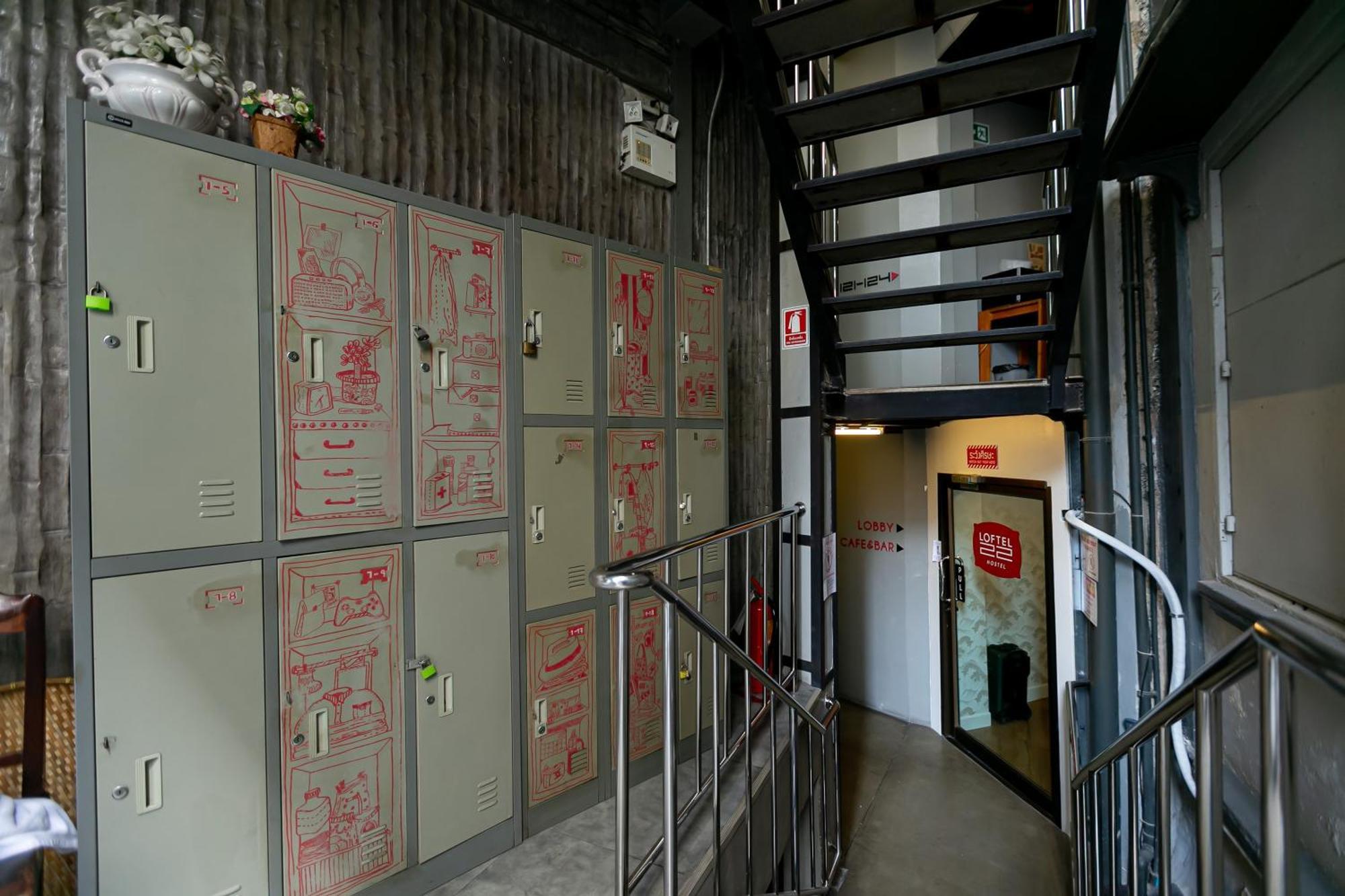 Loftel 22 Hostel Бангкок Экстерьер фото