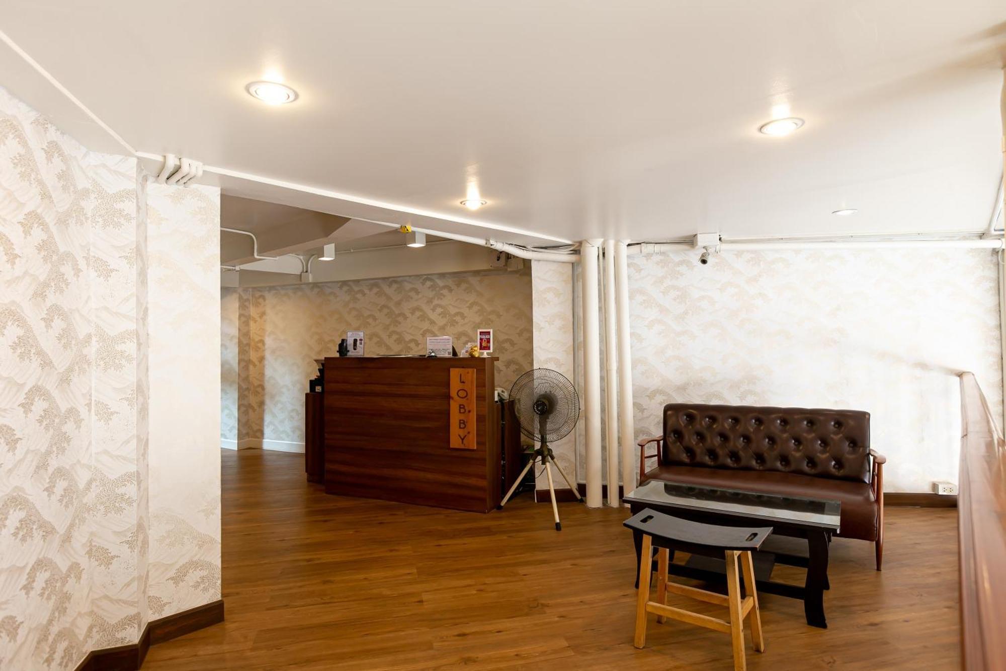 Loftel 22 Hostel Бангкок Экстерьер фото
