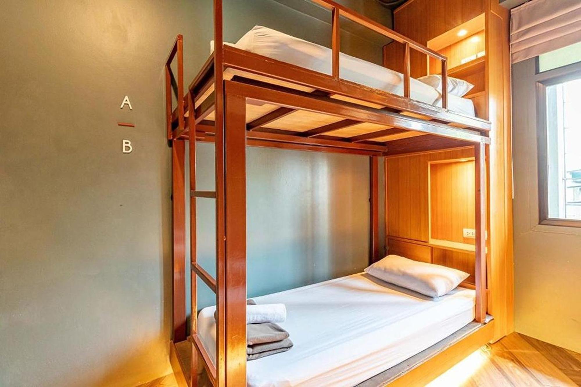 Loftel 22 Hostel Бангкок Экстерьер фото