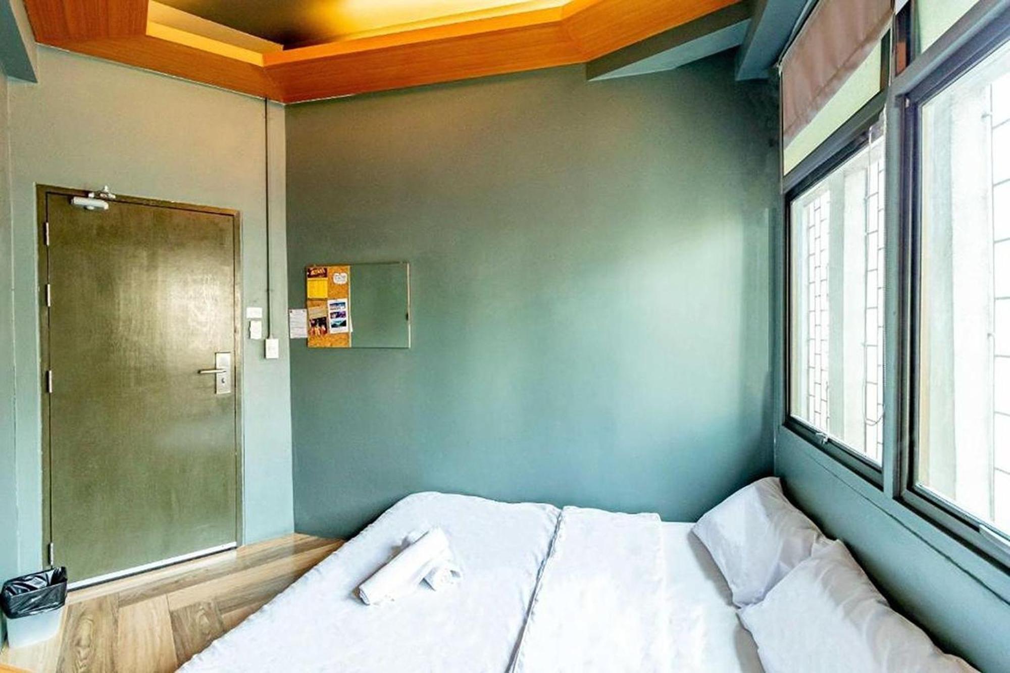 Loftel 22 Hostel Бангкок Экстерьер фото