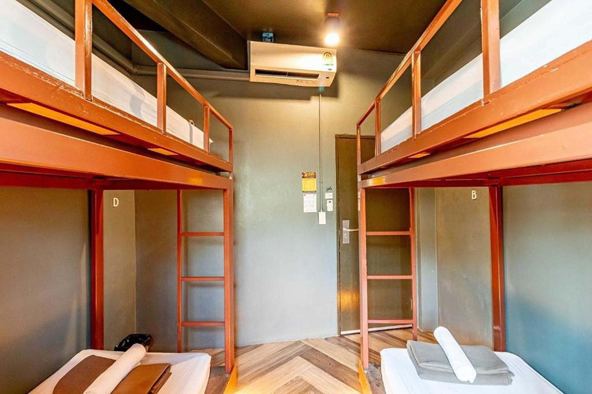 Loftel 22 Hostel Бангкок Экстерьер фото