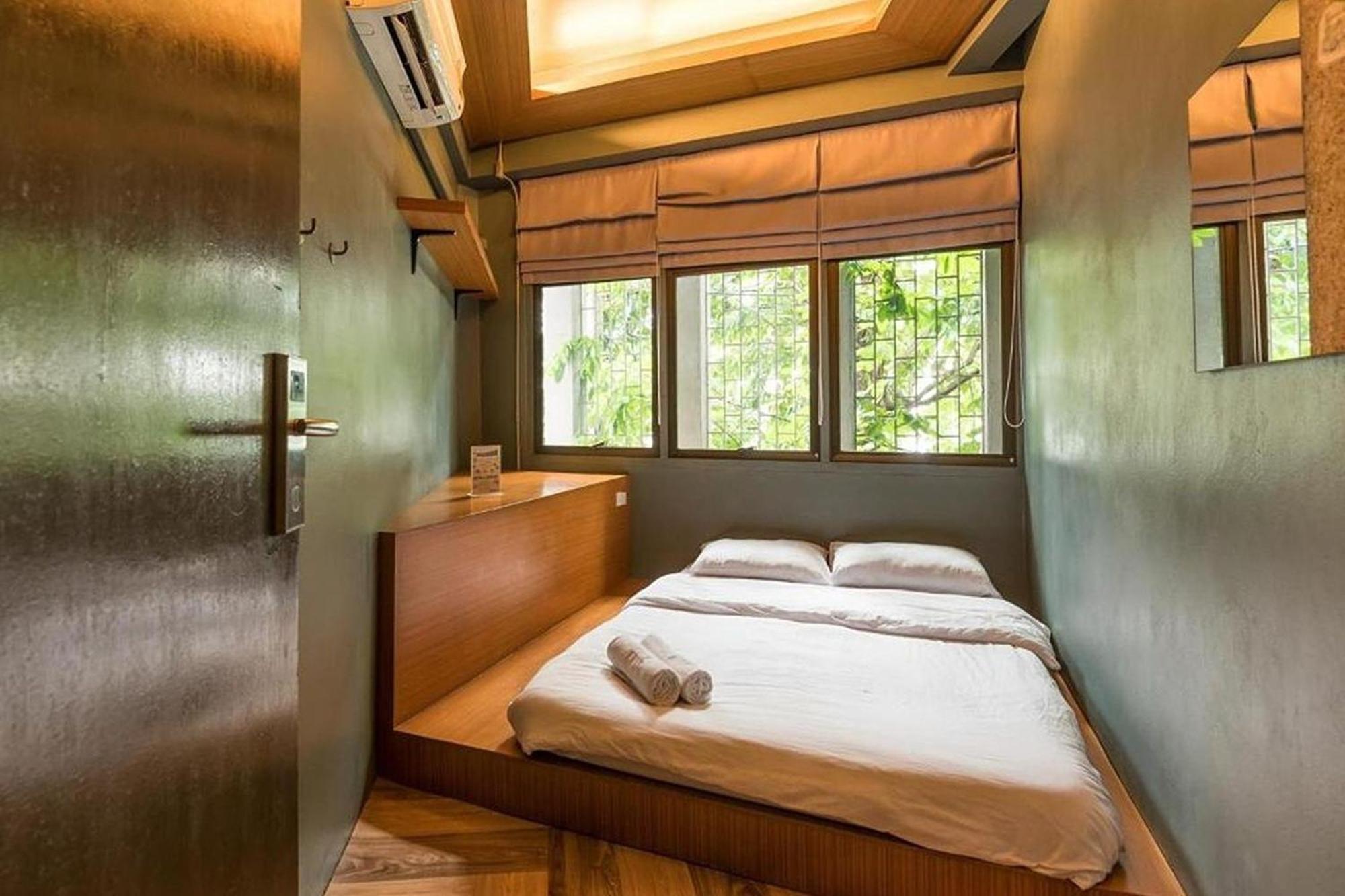 Loftel 22 Hostel Бангкок Экстерьер фото